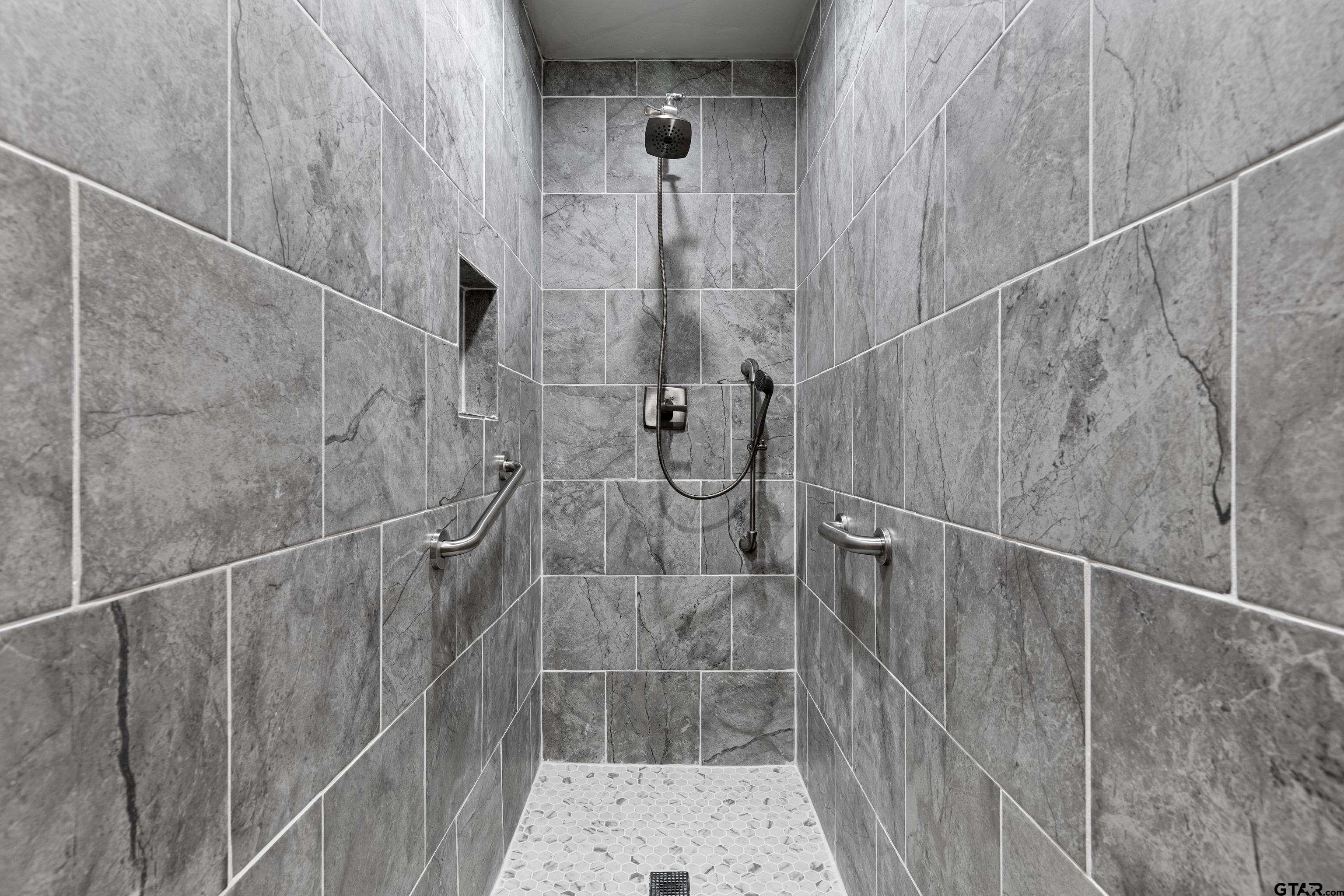 302 Collins Avenue Longview, TX 75605 - Photo 20 of 36