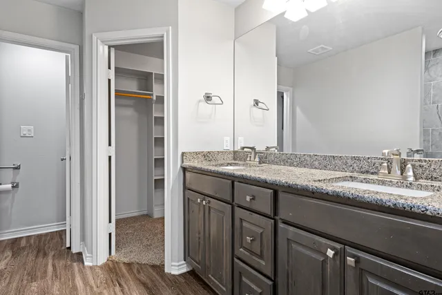 $280,000 | 302 Collins Avenue, Longview, TX 75605