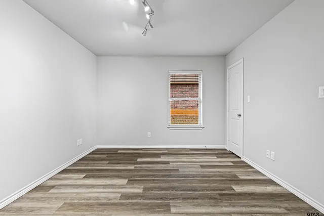 $280,000 | 302 Collins Avenue, Longview, TX 75605