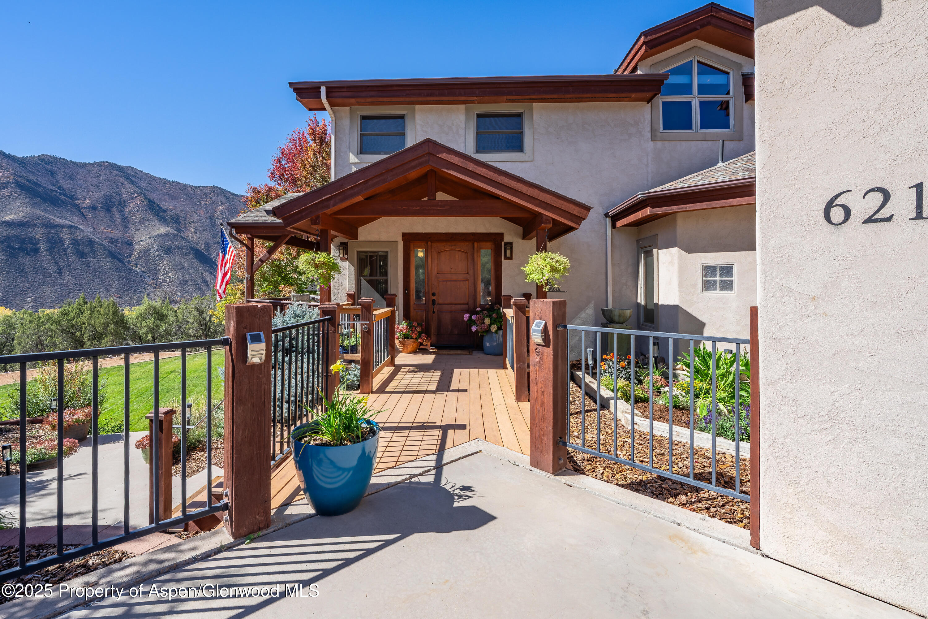 621 Elk Run Road New Castle, CO 81647 - Photo 2 of 61 Front entry