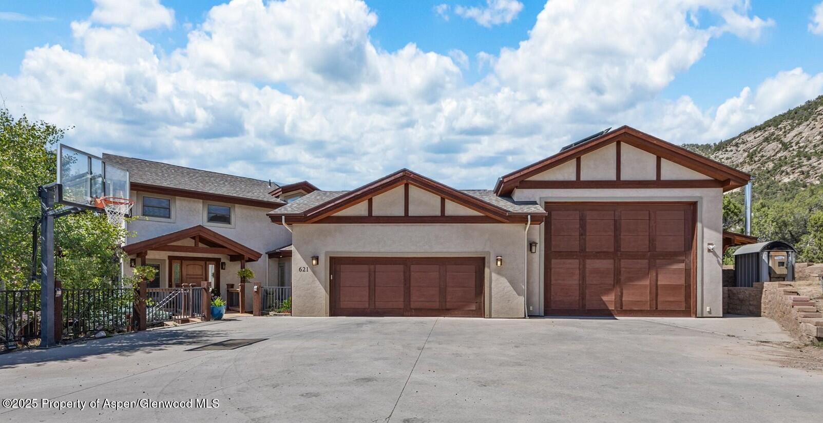 621 Elk Run Road New Castle, CO 81647 - Photo 48 of 61 Garage view