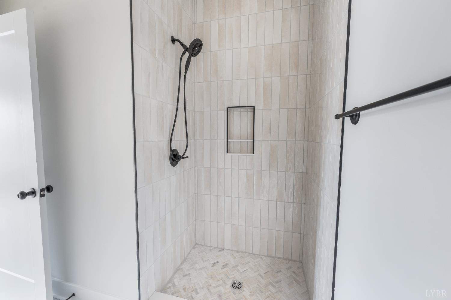 1708 Moormans Road Lynchburg, VA 24501 - Photo 16 of 51