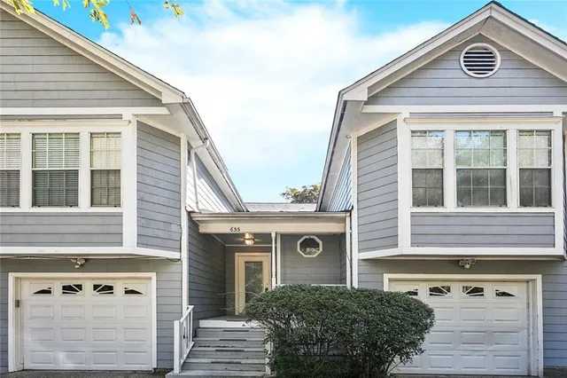 $239,000 | 655 Colbert Street, Unit 24, Mandeville, LA 70448