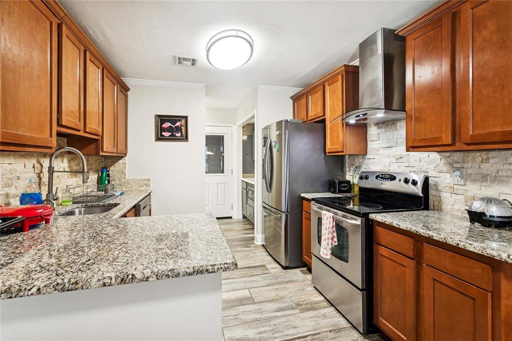 655 Colbert Street, Unit 24 Mandeville, LA 70448 - Photo 14 of 18