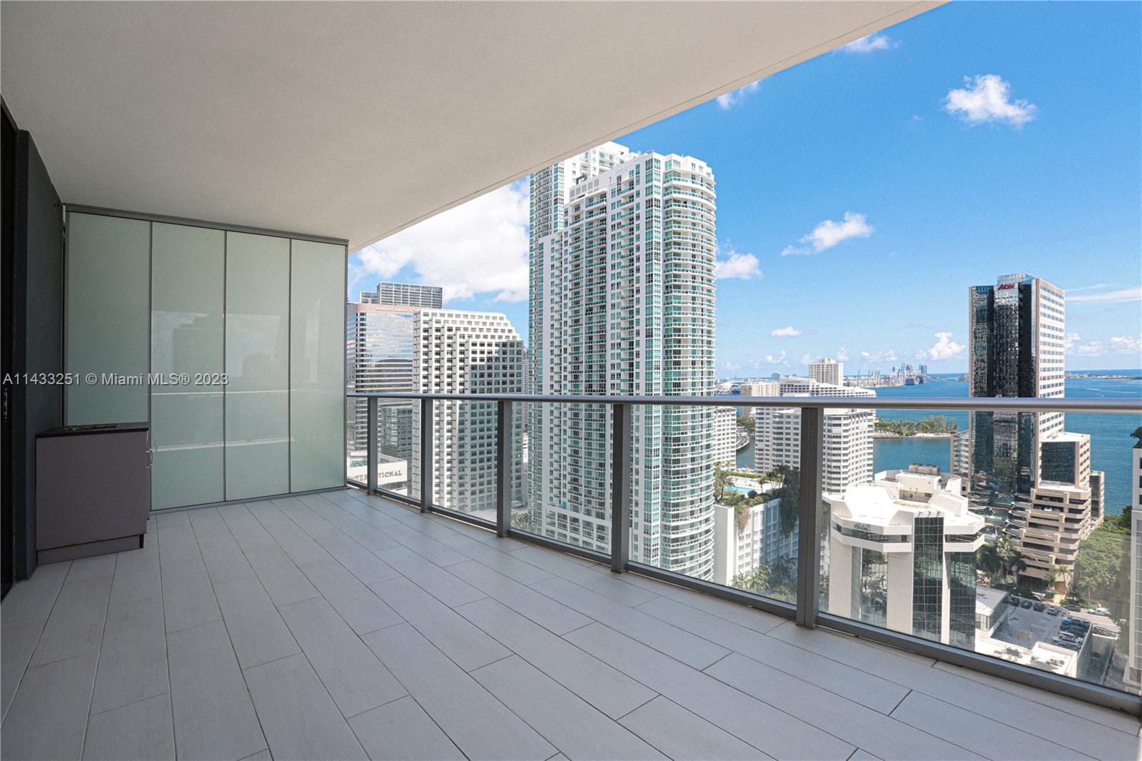 1010 Brickell Avenue, Unit 2505 Miami, FL 33131 - Photo 30 of 38 a view of a balcony with city view