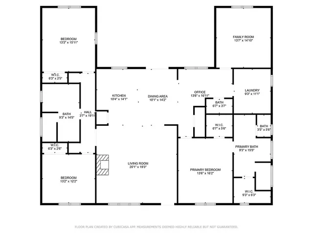 a view of a house with a big yard