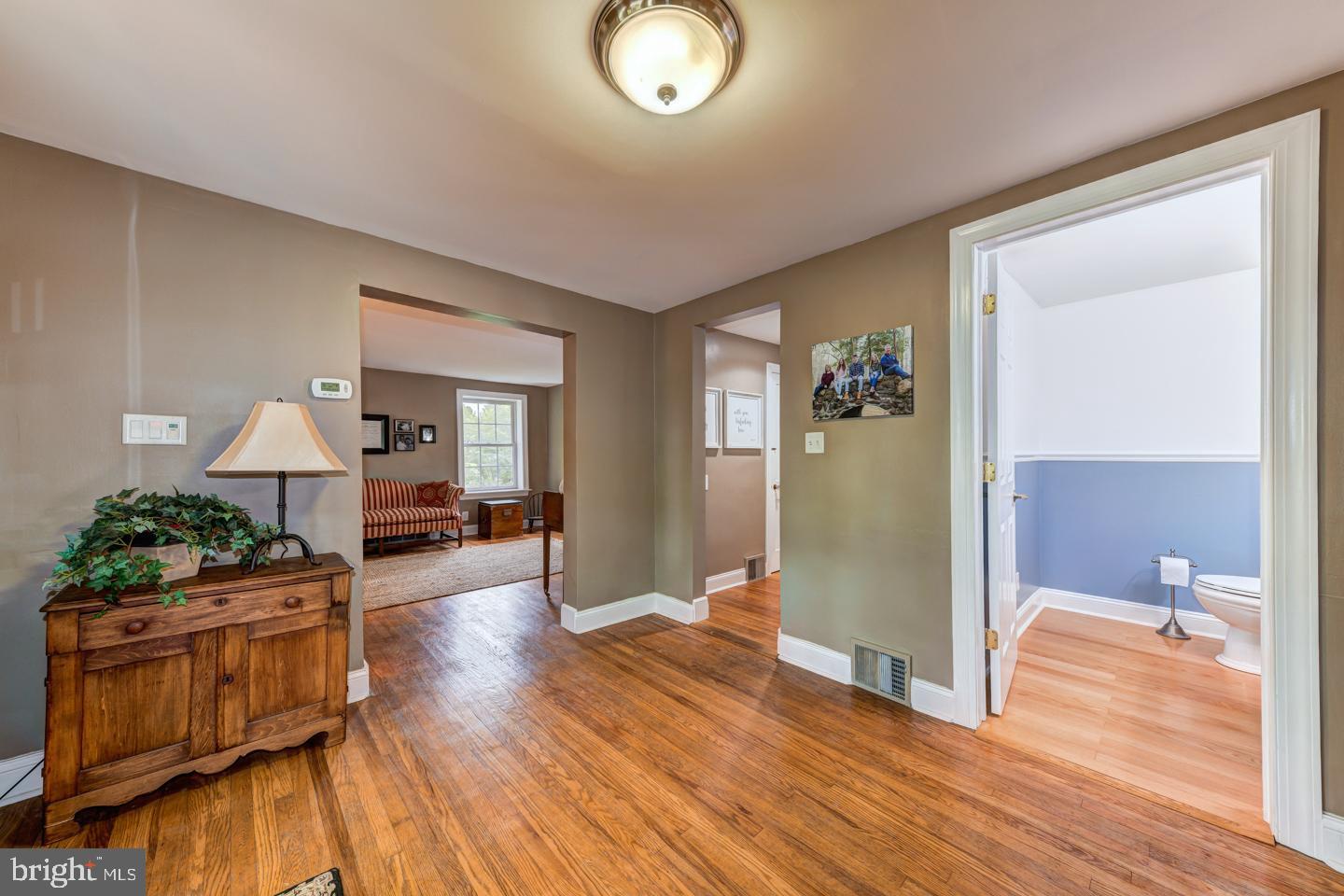 523 Enfield Road Oreland, PA 19075 - Photo 16 of 51 Gallery Image 16