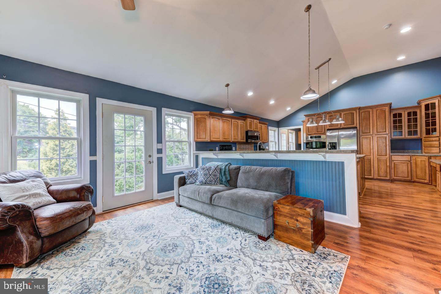 523 Enfield Road Oreland, PA 19075 - Photo 23 of 51 Gallery Image 23