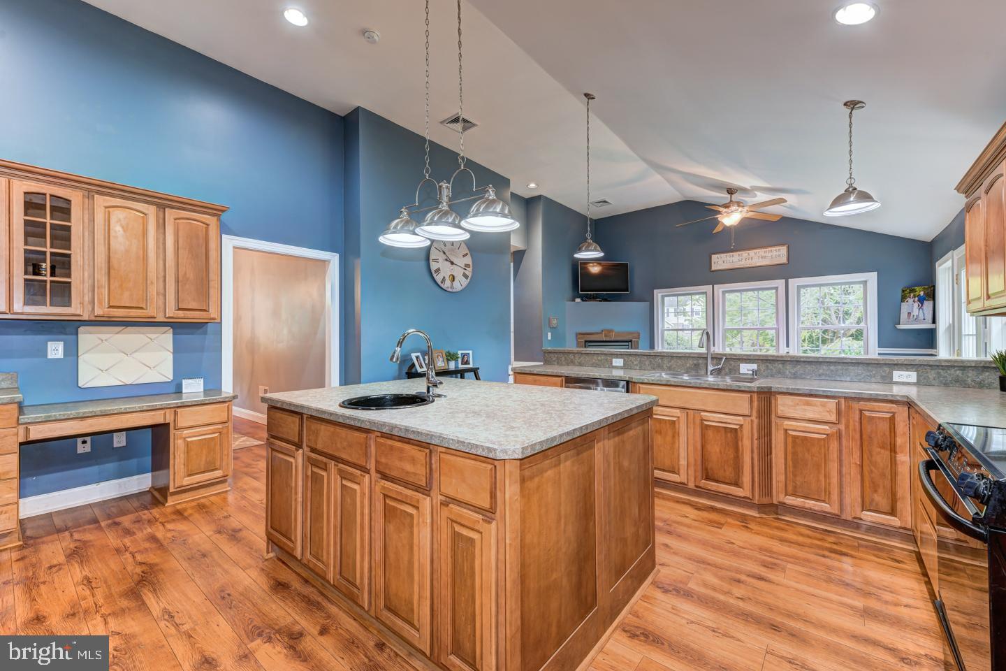 523 Enfield Road Oreland, PA 19075 - Photo 27 of 51 Gallery Image 27