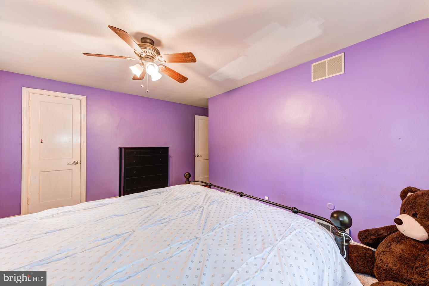 523 Enfield Road Oreland, PA 19075 - Photo 38 of 51 Gallery Image 38
