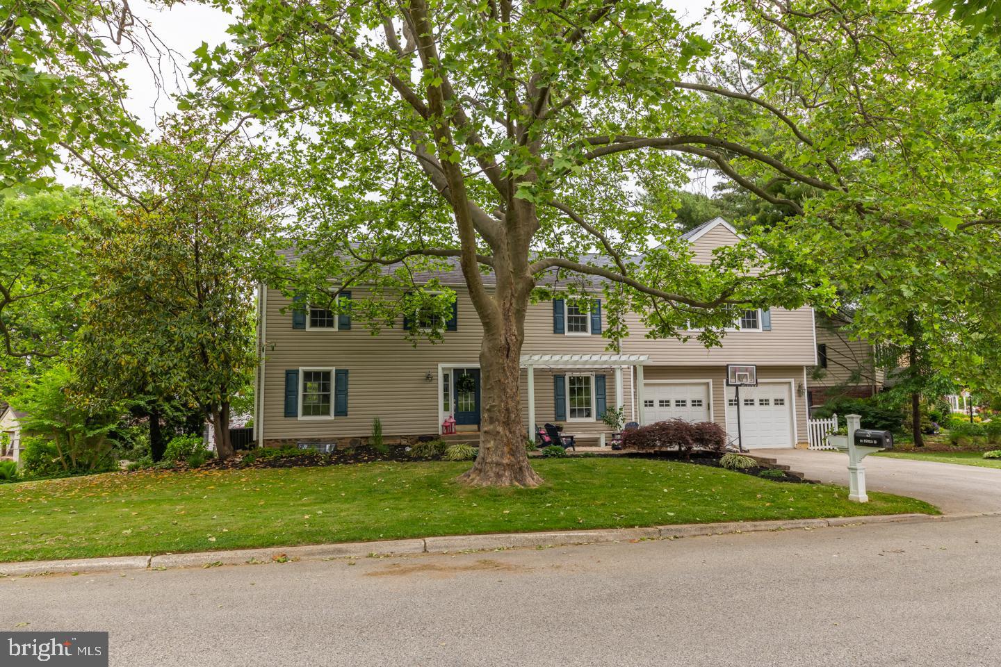523 Enfield Road Oreland, PA 19075 - Photo 6 of 51 Gallery Image 6