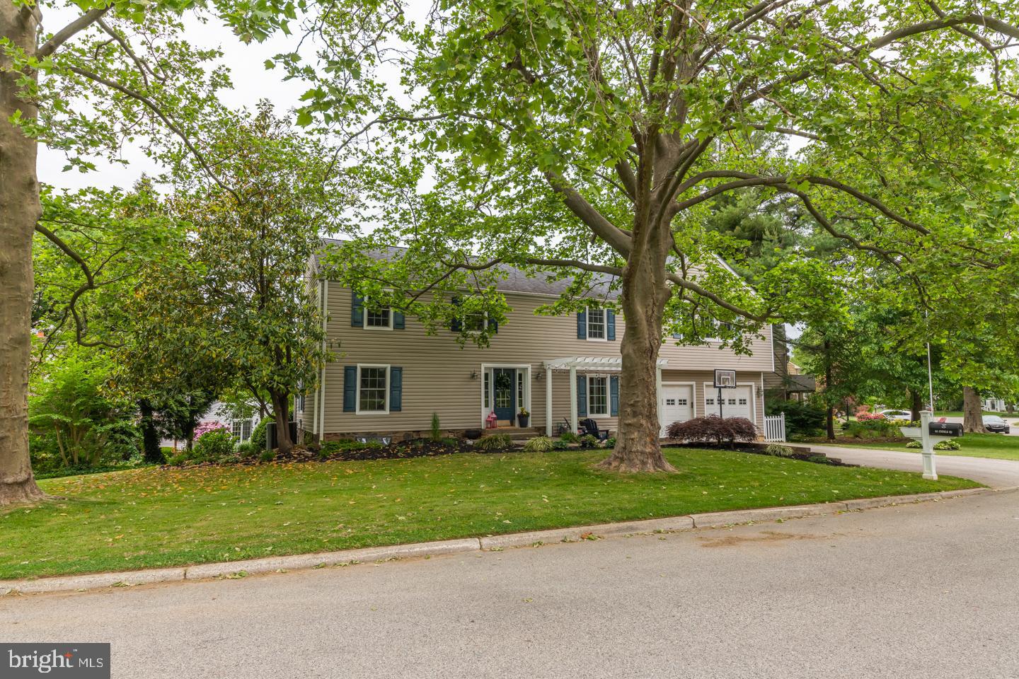 523 Enfield Road Oreland, PA 19075 - Photo 8 of 51 Gallery Image 8