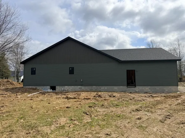 $374,900 | 381 West Itawamba Trail, Greensburg, IN 47240