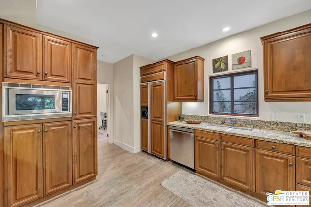 $9,900 | 392 Villaggio South, Palm Springs, CA 92262