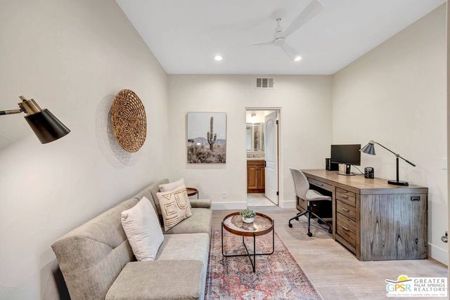 $9,900 | 392 Villaggio South, Palm Springs, CA 92262