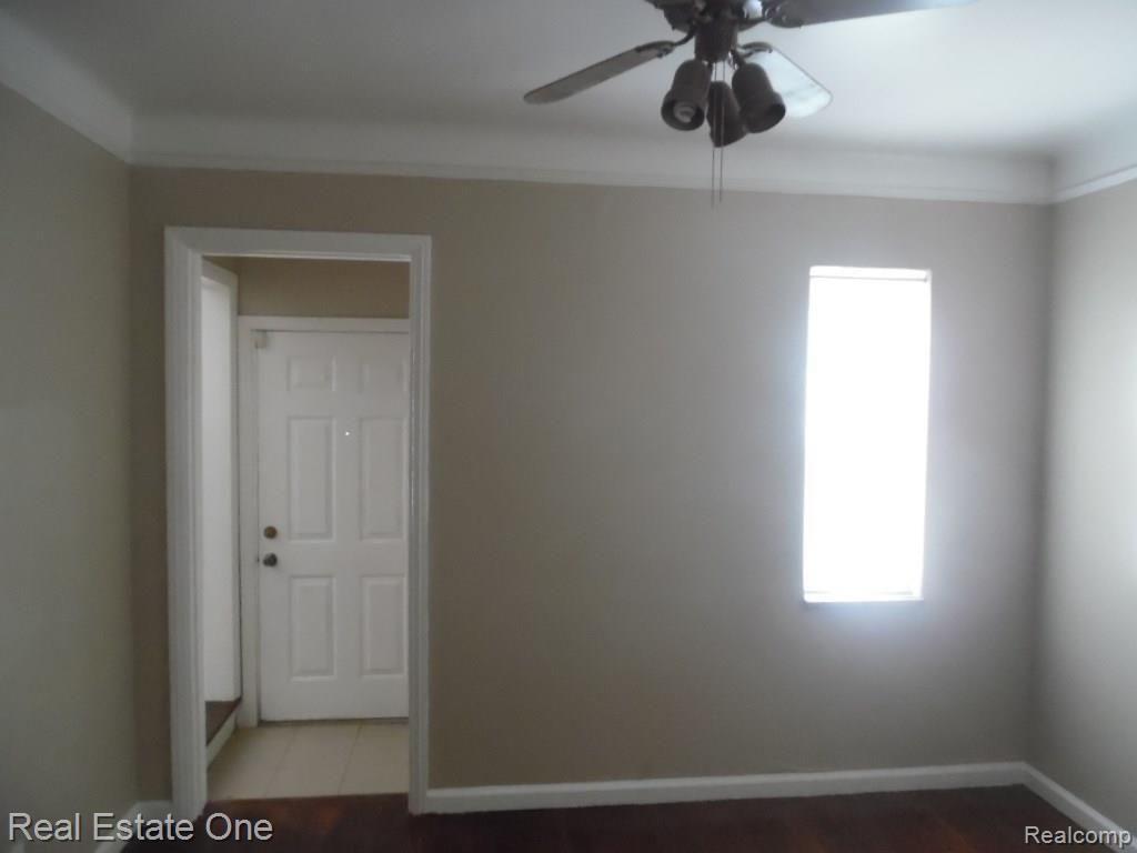 16575 Rutherford Street Detroit, MI 48235 - Photo 4 of 11
