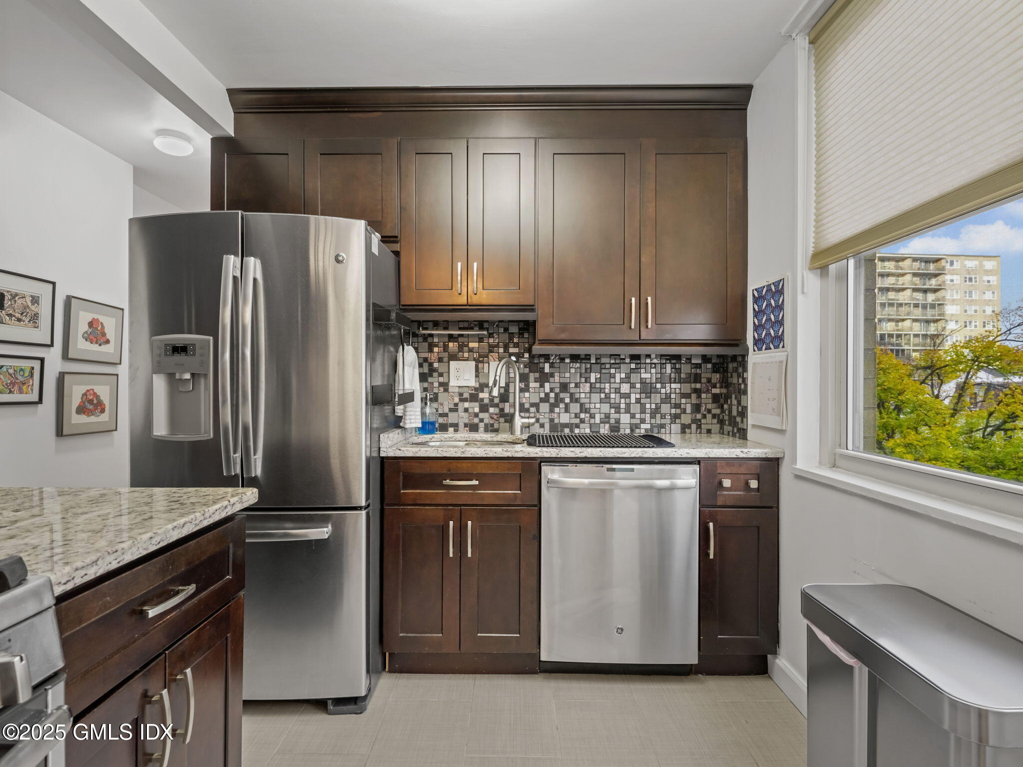 50 Glenbrook Road, Unit 4B Stamford, CT 06902 - Photo 12 of 29 17-web-or-mls-50-glenbrook-rd-unit-4b