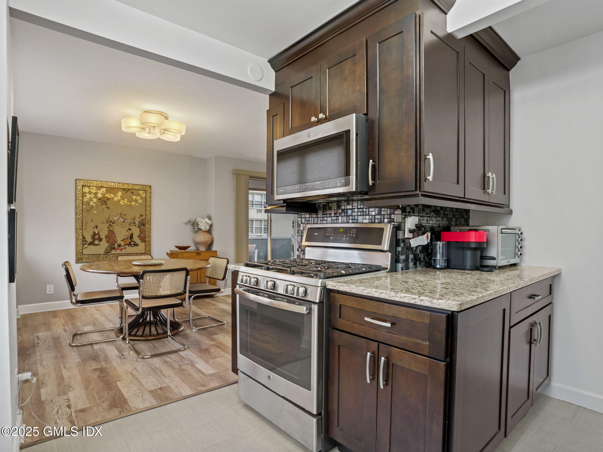 50 Glenbrook Road, Unit 4B Stamford, CT 06902 - Photo 13 of 29 18-web-or-mls-50-glenbrook-rd-unit-4b