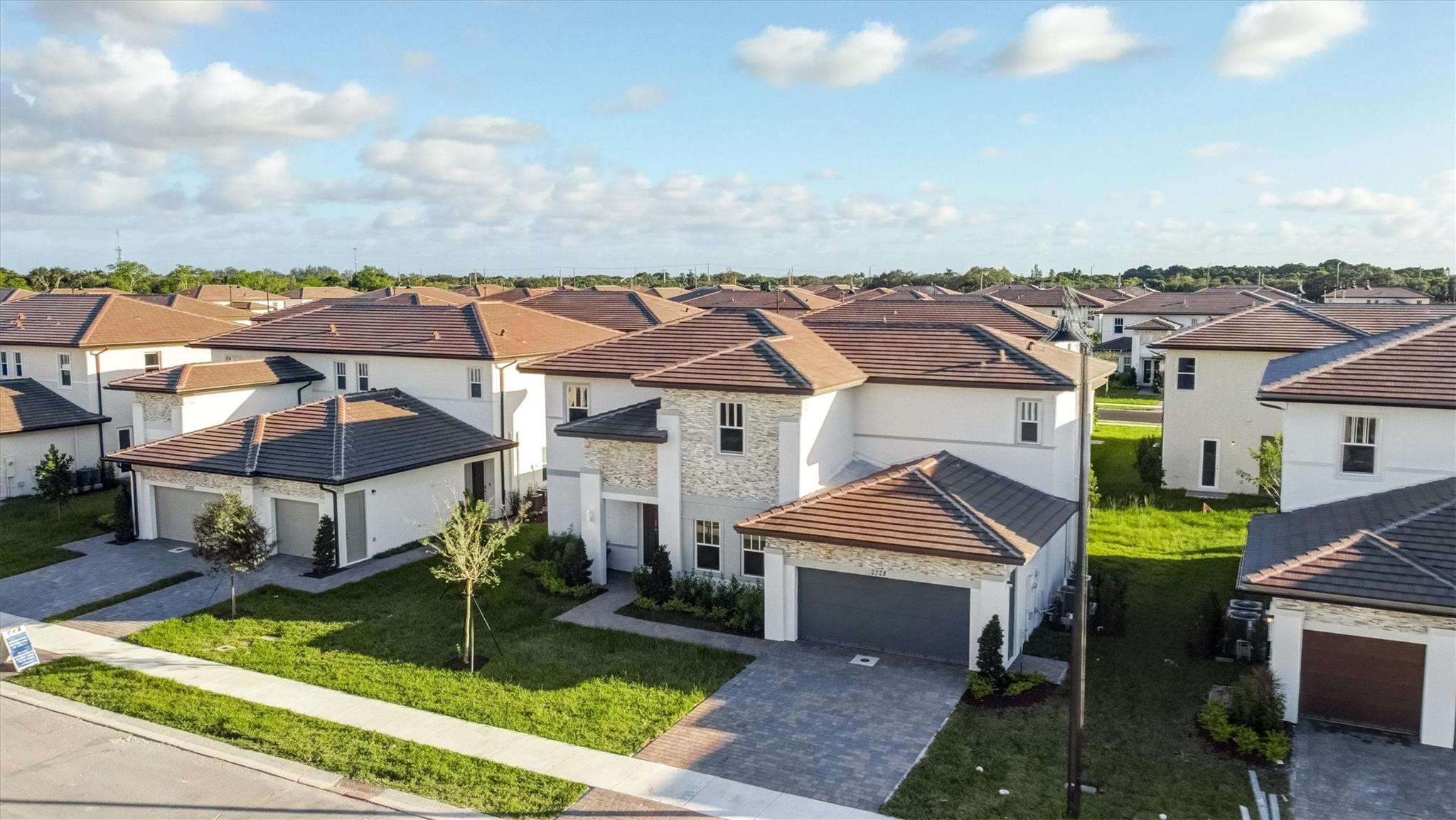 12328 Southwest 43rd Street Davie, FL 33330 - Photo 71 of 95 Large driveway