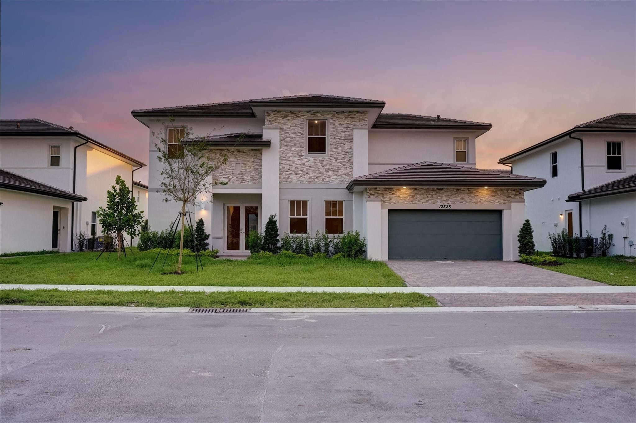 12328 Southwest 43rd Street Davie, FL 33330 - Photo 10 of 95 Photo 10