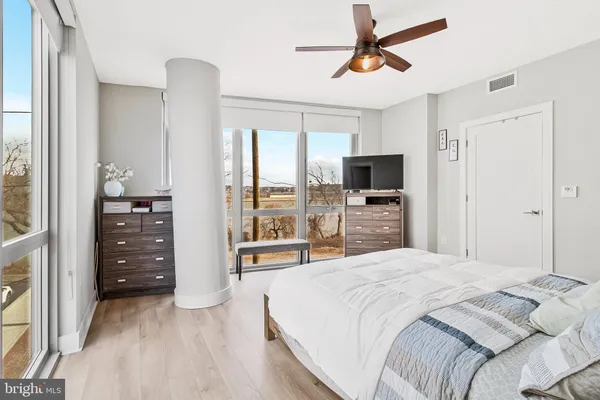 $1,148,777 | 88 V Street Southwest, Unit 201, Washington, DC 20024