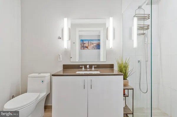 $1,148,777 | 88 V Street Southwest, Unit 201, Washington, DC 20024