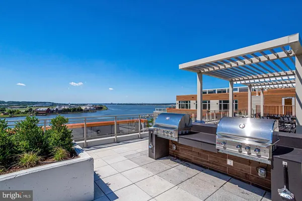 $1,148,777 | 88 V Street Southwest, Unit 201, Washington, DC 20024