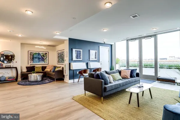 $1,148,777 | 88 V Street Southwest, Unit 201, Washington, DC 20024