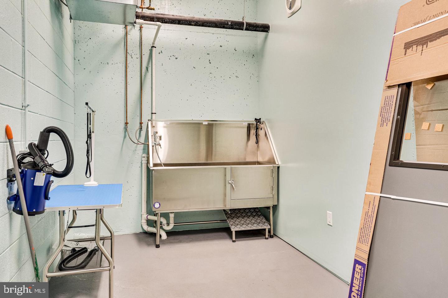 88 V Street Southwest, Unit 201 Washington, DC 20024 - Photo 46 of 67