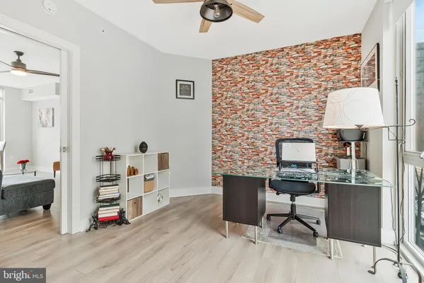 $1,148,777 | 88 V Street Southwest, Unit 201, Washington, DC 20024