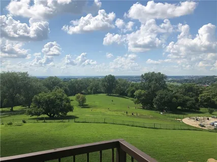 $229,900 | 2940 Baltimore Avenue, Unit 1204, Kansas City, MO 64108