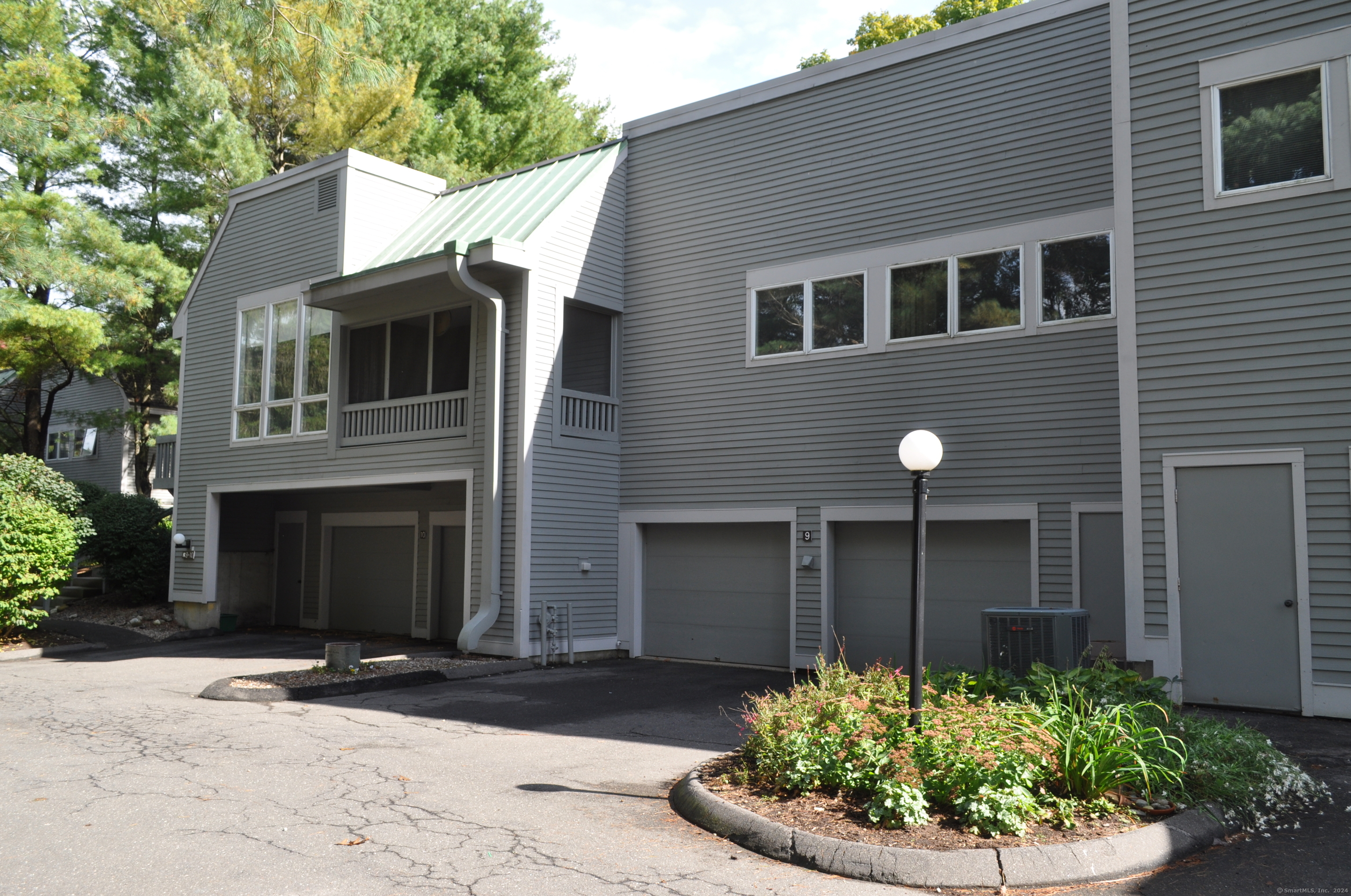 9 Mulberry Lane, Unit 9, Avon, CT 06001 Compass