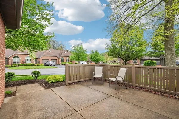 $344,900 | 1218 Murry Chase Lane, Murrysville, PA 15668