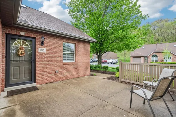 $344,900 | 1218 Murry Chase Lane, Murrysville, PA 15668