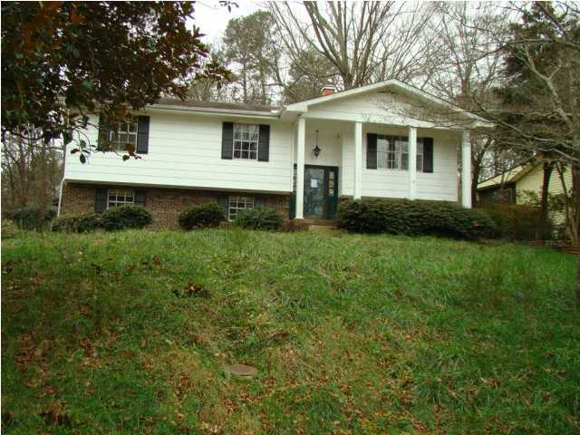 1020 Hillcrest Road Hixson, TN 37343 - Photo 1 of 8 Primary Photo