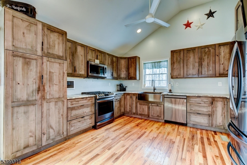 149 Maple Road Franklin, NJ 07416 - Photo 11 of 40