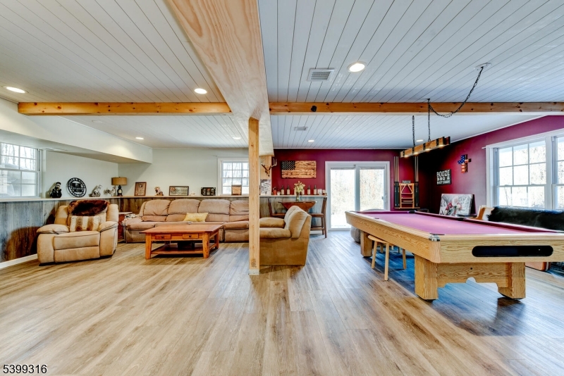 149 Maple Road Franklin, NJ 07416 - Photo 3 of 40