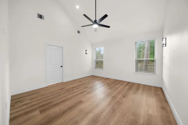 $3,000 | 206 Elianne Lace Court, Conroe, TX 77318