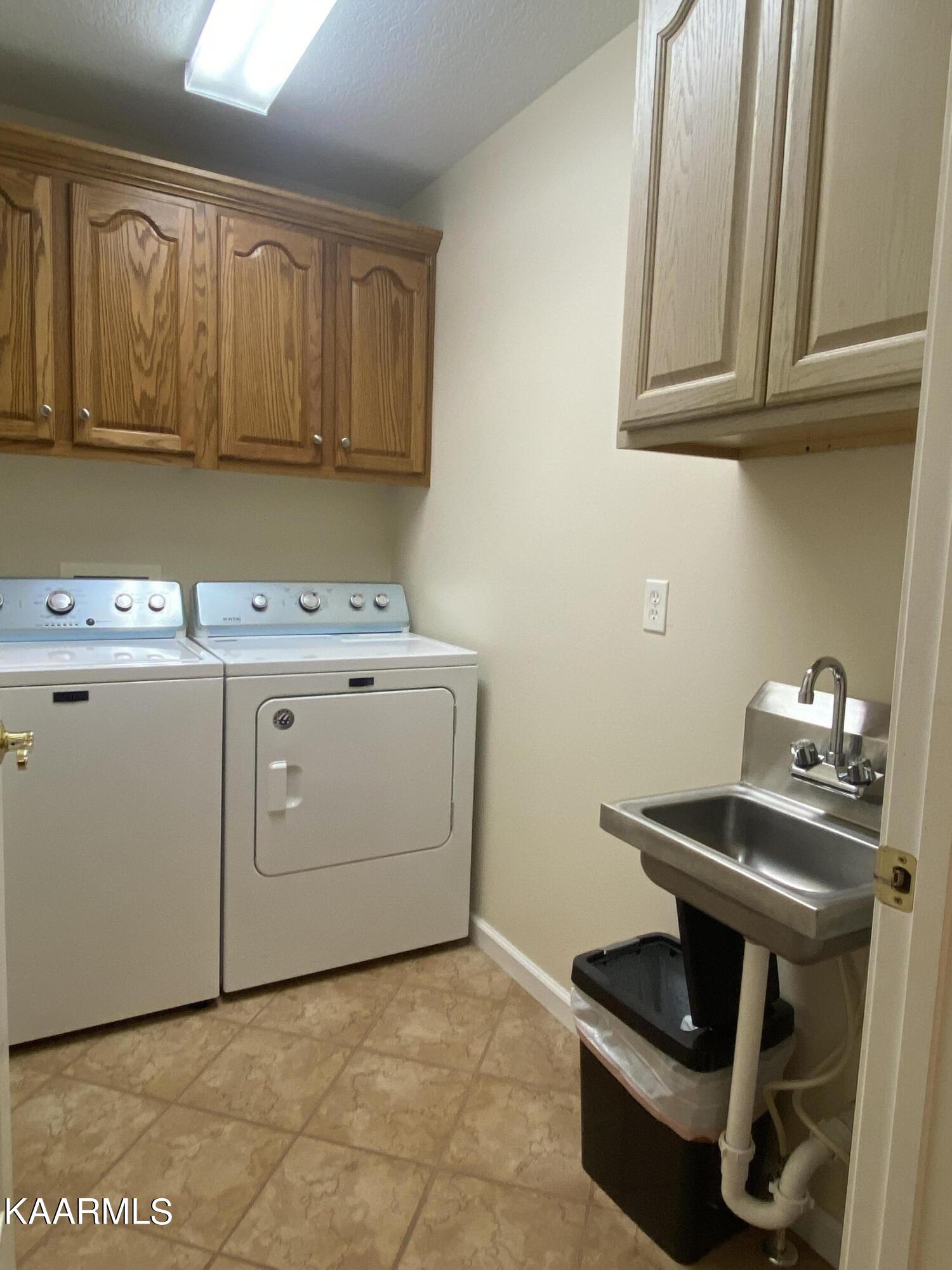 1021 Flathead Road Crossville, TN 38572 - Photo 15 of 43 Laundry Room