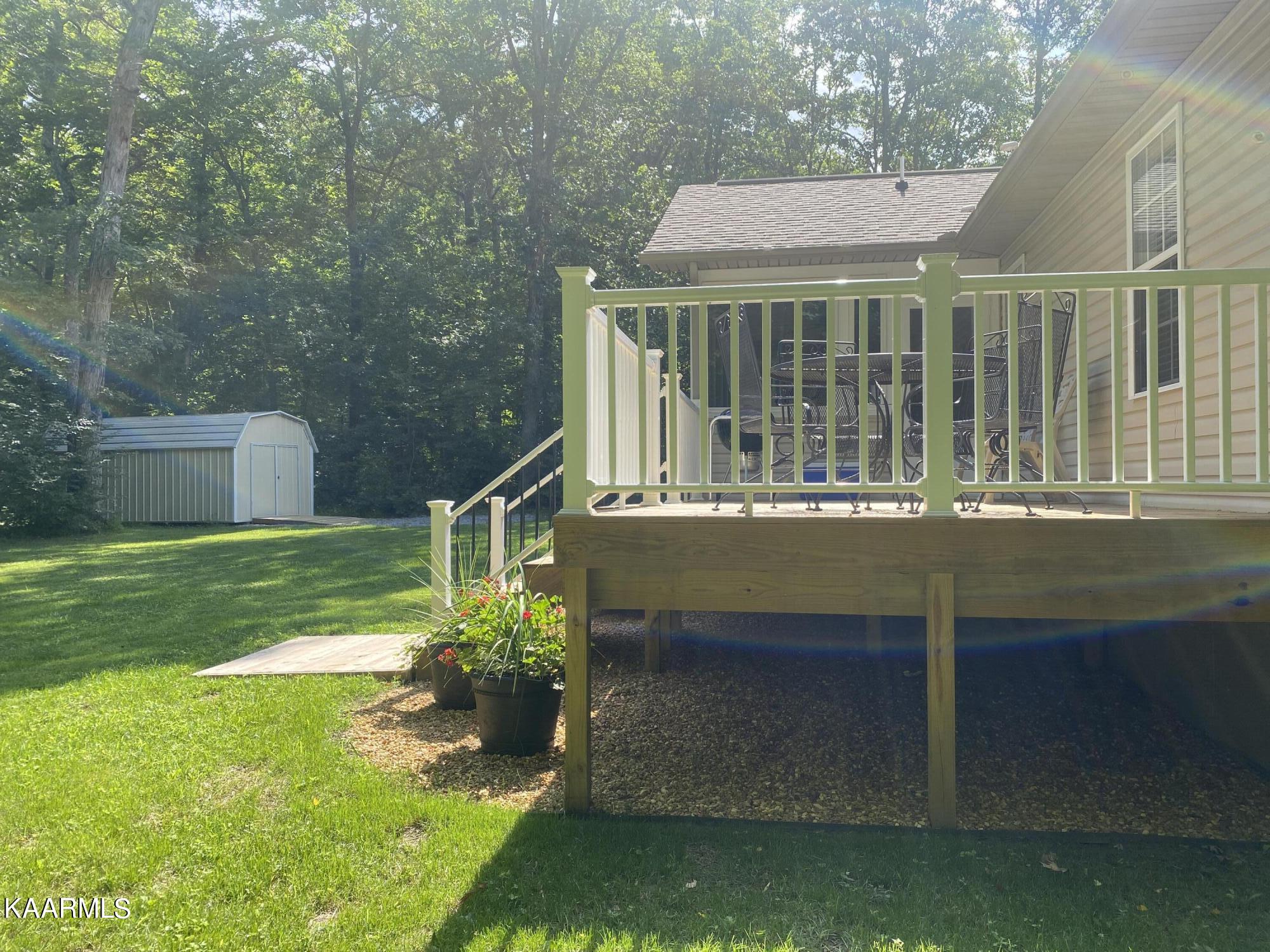 1021 Flathead Road Crossville, TN 38572 - Photo 38 of 43 Side