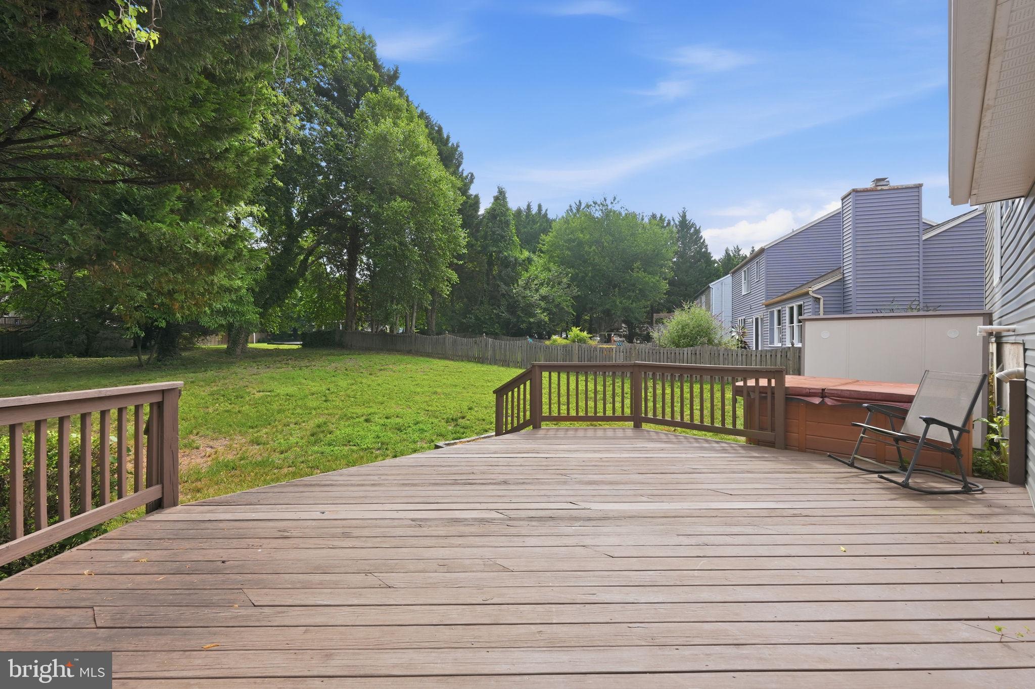 1007 Tasker Lane Arnold, MD 21012 - Photo 25 of 39 Tons of room for your 2 and 4 legged friends!!