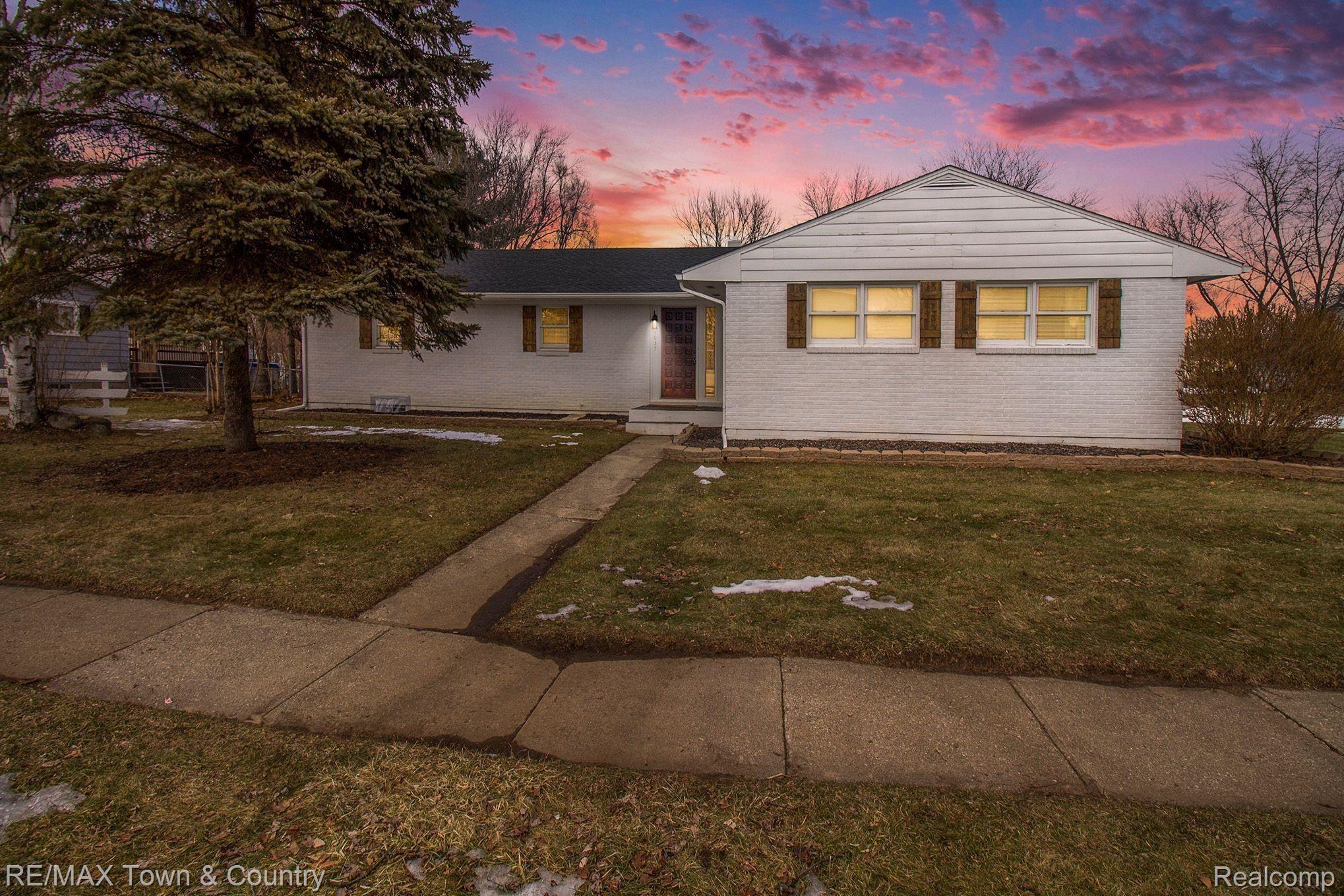 1037 Springview Drive Flushing, MI 48433 - Photo 24 of 24 sp tw.jpeg