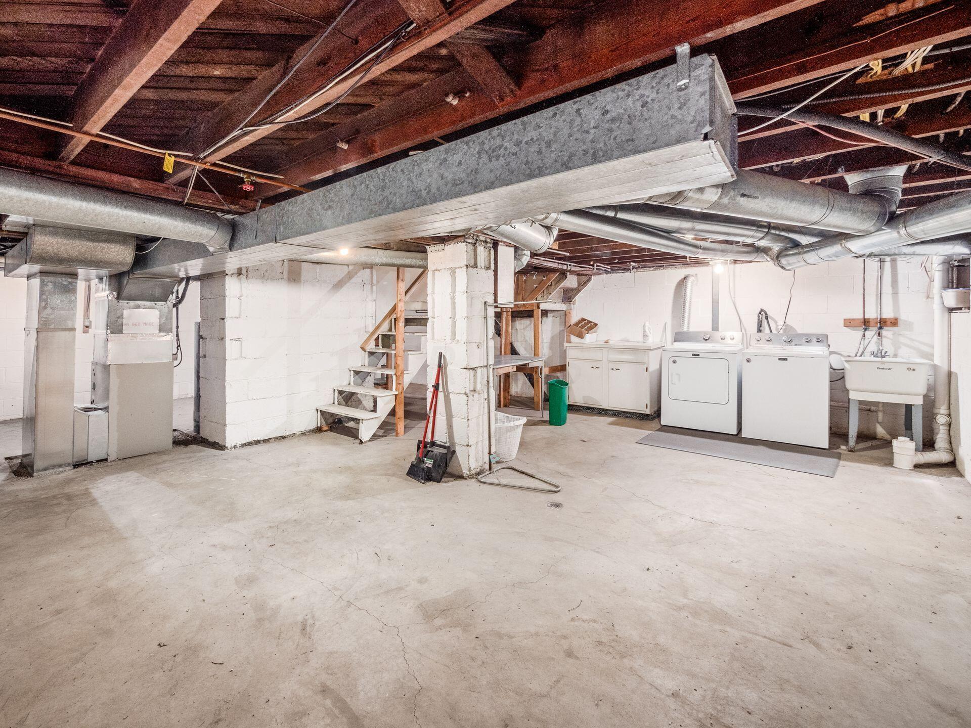 201 Piedmont Road Columbus, OH 43214 - Photo 24 of 28 Basement