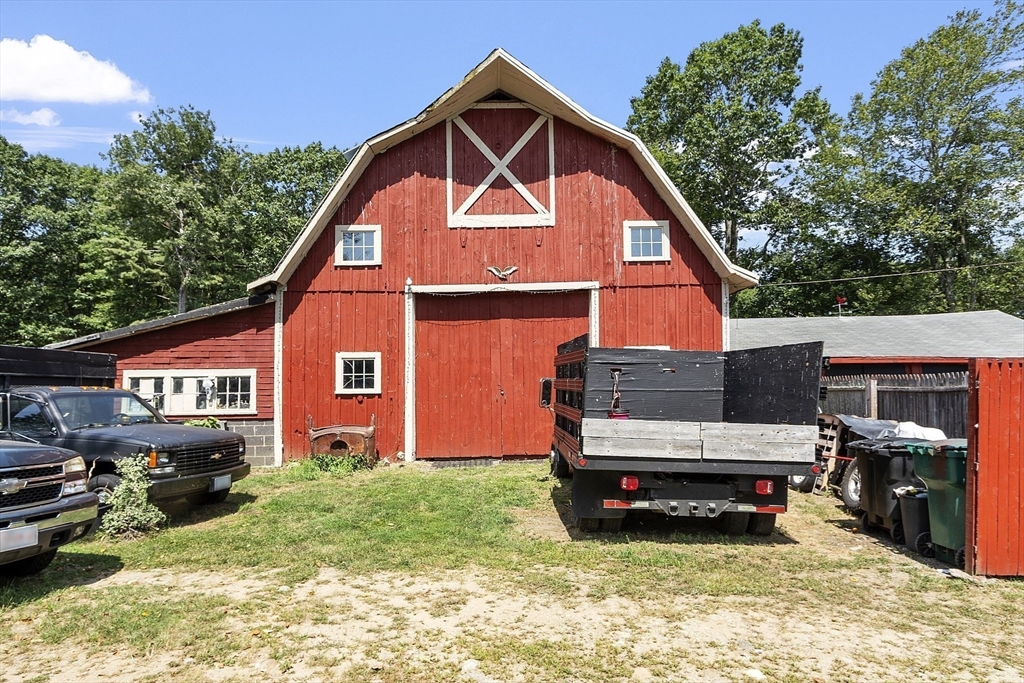 171 South Road Templeton, MA 01436 - Photo 3 of 38