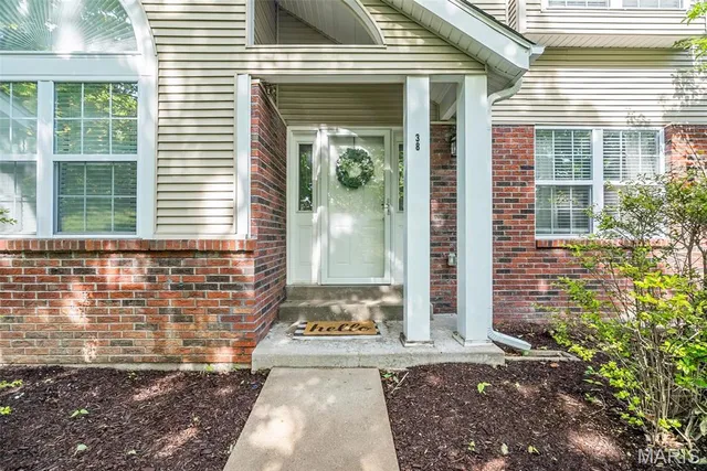 $235,000 | 38 Trailside Court, Unit 3, St. Charles, MO 63303
