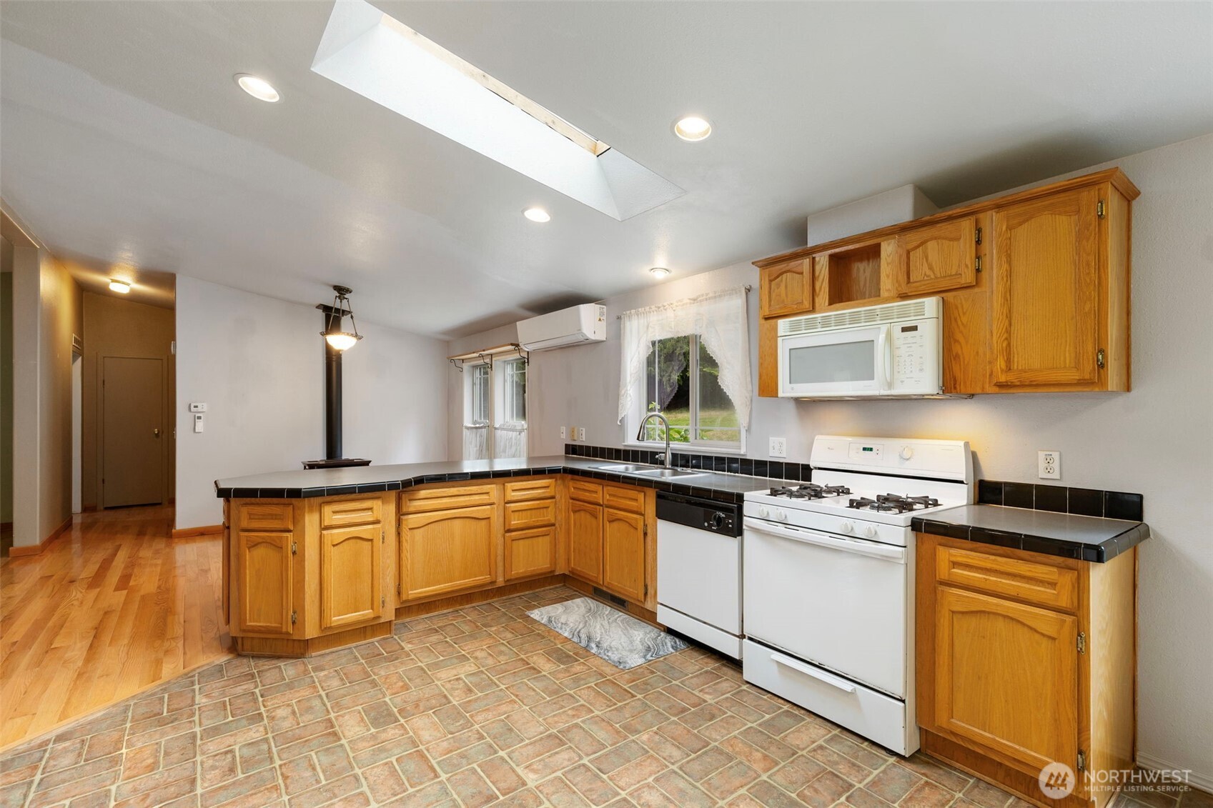 2333 Cape George Road Port Townsend, WA 98368 - Photo 13 of 40 Gallery Image 13