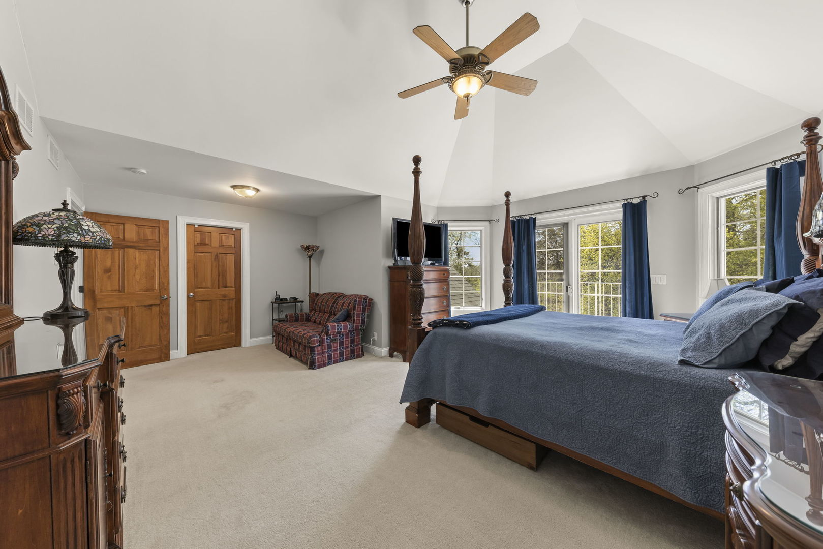 15646 Griswold Springs Road Plano, IL 60545 - Photo 23 of 46 a bed room with a bed and a couch