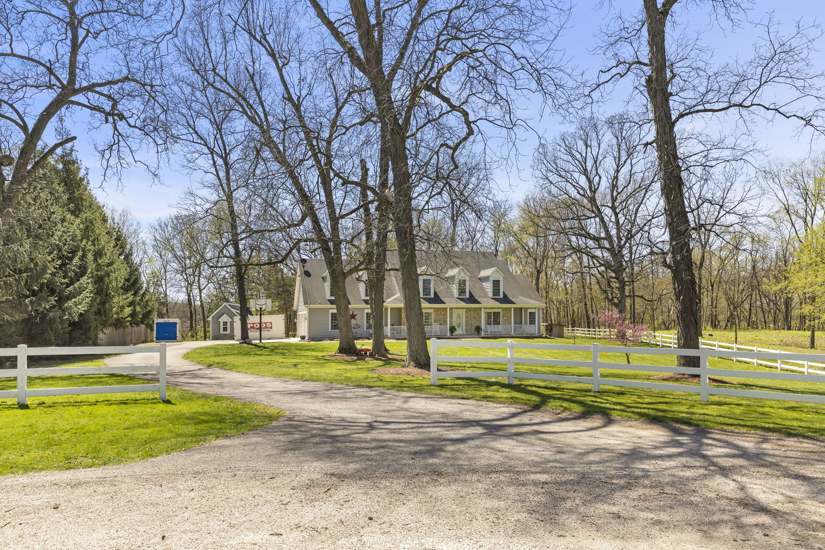 15646 Griswold Springs Road Plano, IL 60545 - Photo 36 of 46 a view of a volley ball court