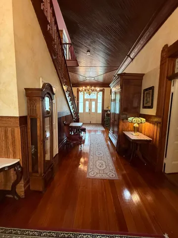 $6,500 | 710 South Main Street, Unit A MAIN HOUSE, Summerville, SC 29483