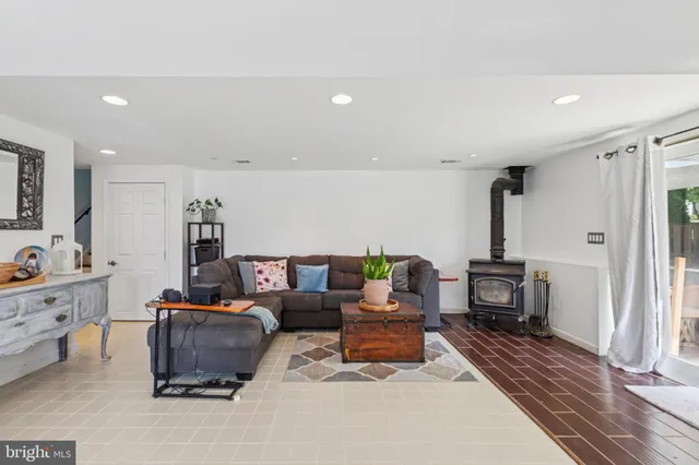 $545,000 | 2125 Folkstone Road, Lutherville-Timonium, MD 21093